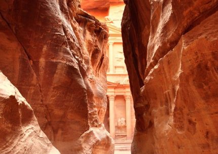 Approaching Petra